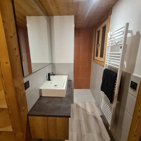 Loulettaz 2 Apartment *